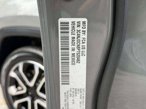 Used 2023 Jeep Compass Limited AWD/4WD image 18
