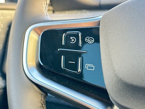 New 2025 Volvo EX30 Ultra w/ Protection Package Premier image 25