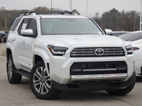New 2025 Toyota 4Runner Limited image 31