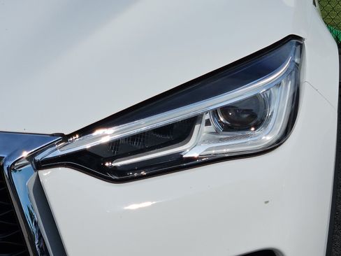 Used 2020 INFINITI QX50 Luxe w/ Navigation Package AWD/4WD image 4