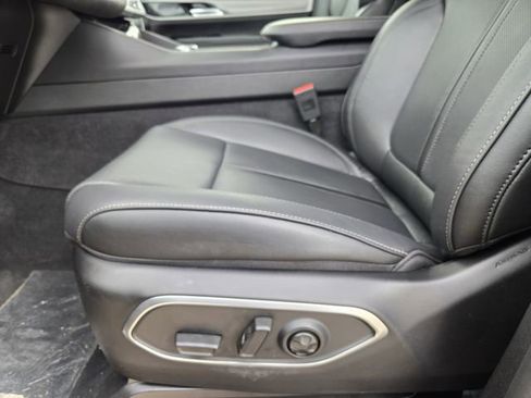 New 2026 Jeep Grand Wagoneer L Limited AWD/4WD image 18