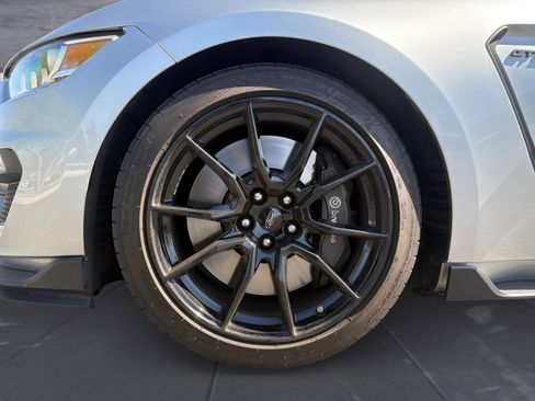 Used 2020 Ford Mustang Shelby GT350 w/ Technology Package RWD image 14