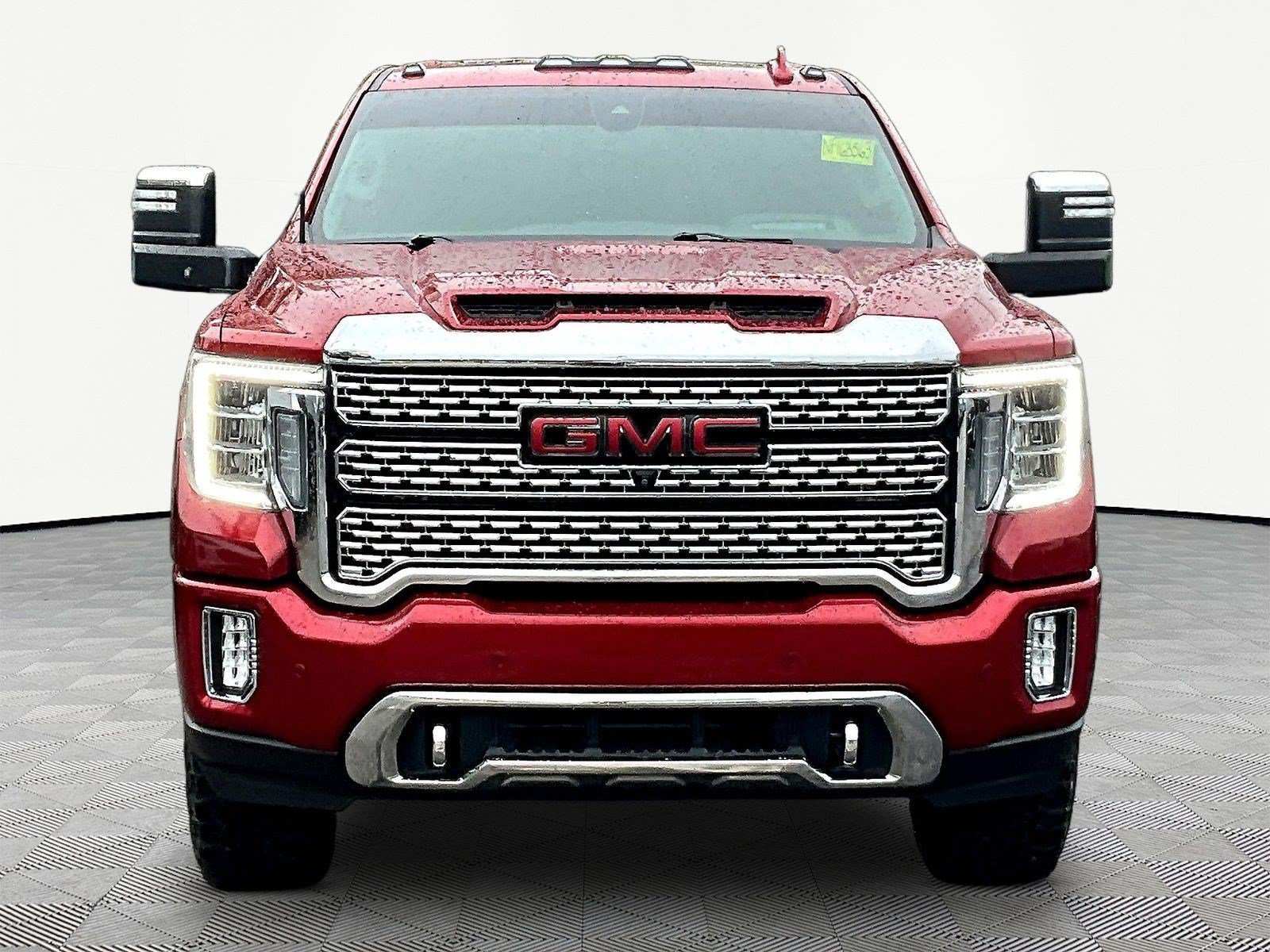 Used 2022 GMC Sierra 2500 Denali w/ Denali Ultimate Package AWD/4WD image 2