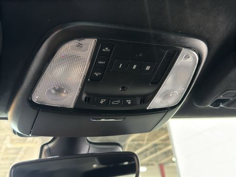Used 2024 Dodge Durango Citadel AWD/4WD image 40