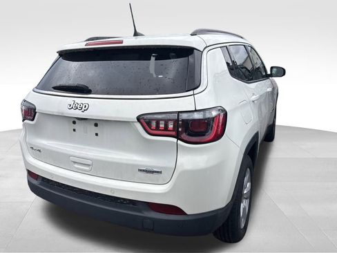 Used 2021 Jeep Compass Latitude w/ Driver Assistance Group image 12