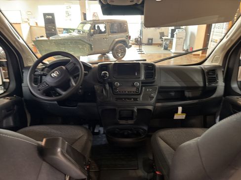 New 2026 RAM ProMaster 1500 w/ Storage Group FWD image 14
