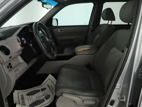 Used 2015 Honda Pilot LX image 11