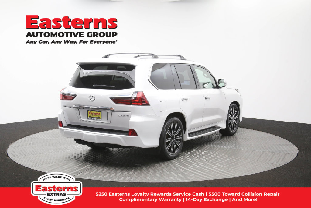 Used 2021 Lexus LX 570 4WD w/ Luxury Package image 51