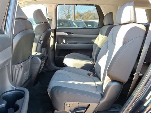 Used 2022 Hyundai Palisade SEL w/ Convenience Package image 10