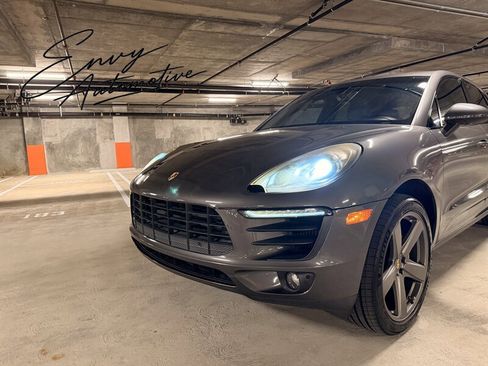Used 2016 Porsche Macan S AWD/4WD image 13