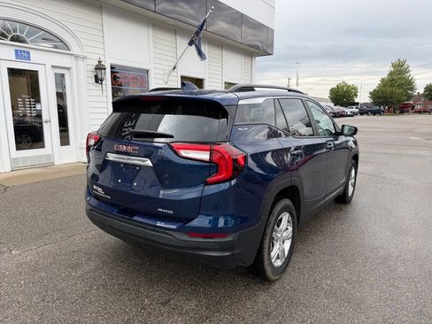Certified 2022 GMC Terrain SLE w/ Driver Convenience Package AWD/4WD image 5