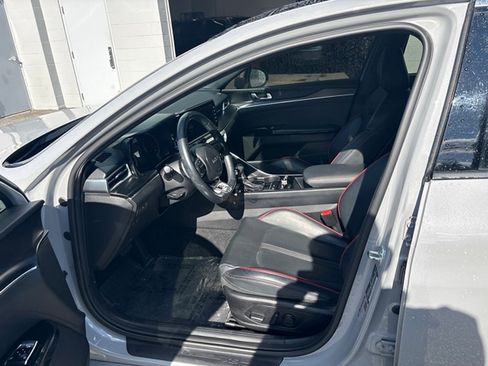 Used 2023 Kia K5 GT FWD image 11