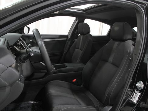 Used 2017 Honda Civic EX image 5