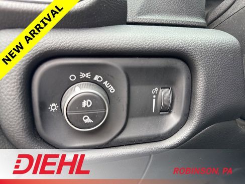 Used 2024 RAM 2500 Big Horn image 24