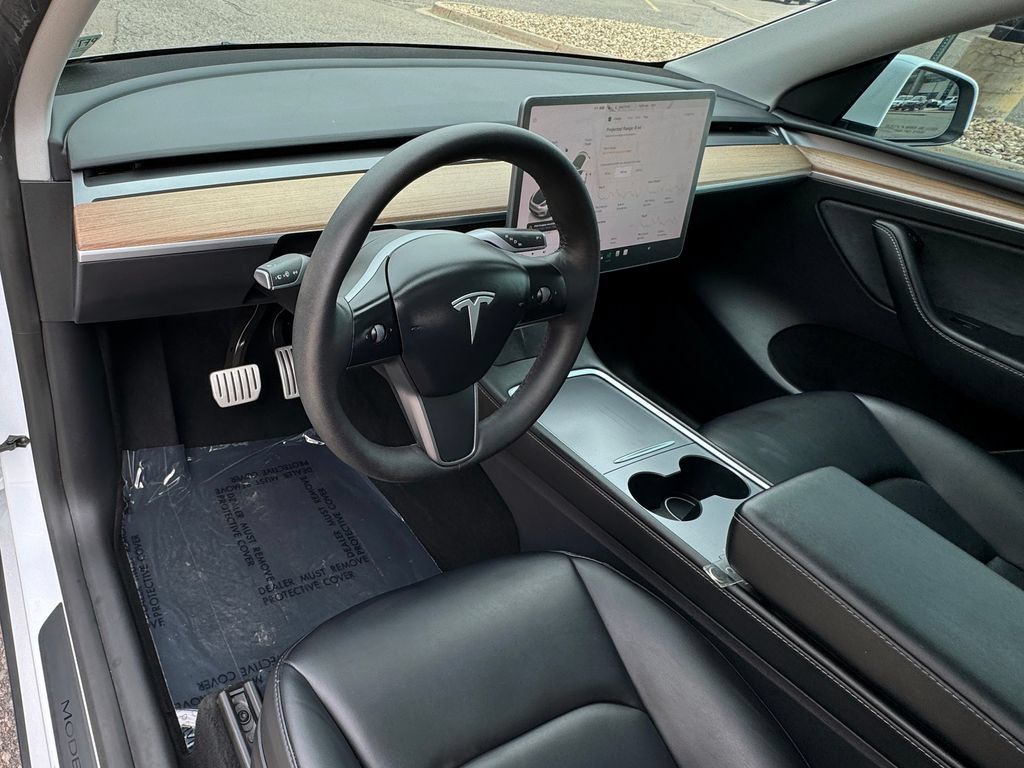 Used 2023 Tesla Model Y Long Range AWD/4WD image 22