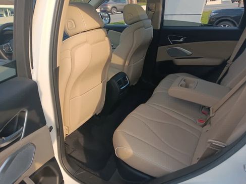 Used 2023 Acura RDX AWD w/ Advance Package image 17