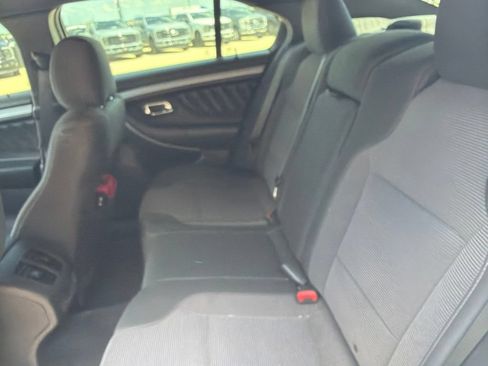 Used 2016 Ford Taurus SEL FWD image 13