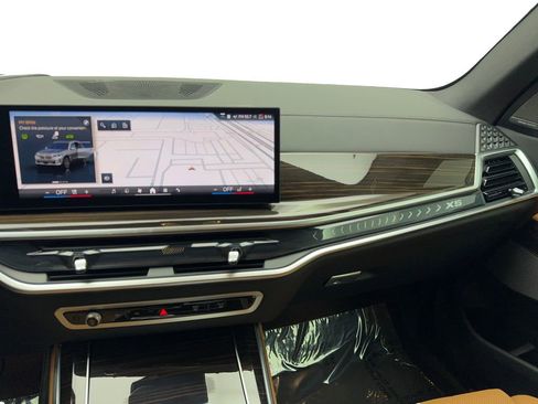 Used 2025 BMW X5 xDrive40i image 55