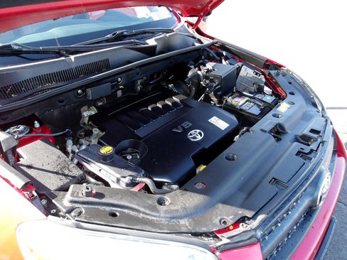 Used 2007 Toyota RAV4 LE image 18