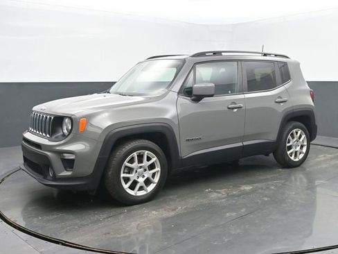 Used 2019 Jeep Renegade Latitude FWD image 5