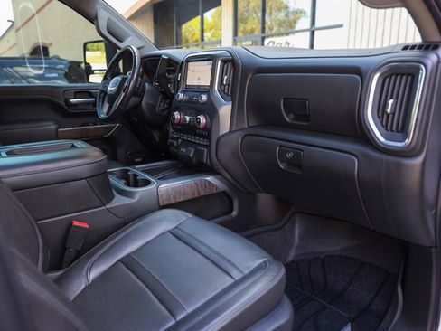 Used 2021 GMC Sierra 3500 Denali w/ Denali Ultimate Package AWD/4WD image 17
