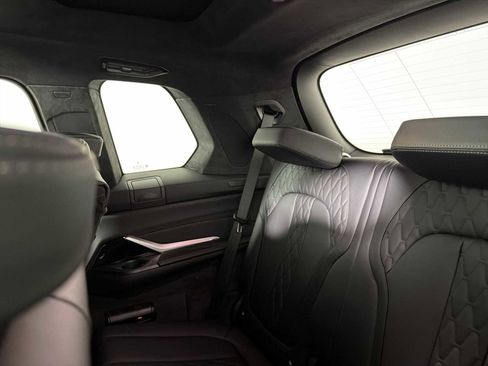 New 2026 BMW X7 M60i image 20