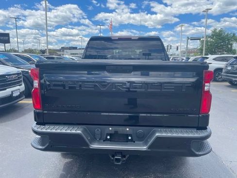 Used 2021 Chevrolet Silverado 1500 Custom w/ LPO, Dark Essentials Package AWD/4WD image 3