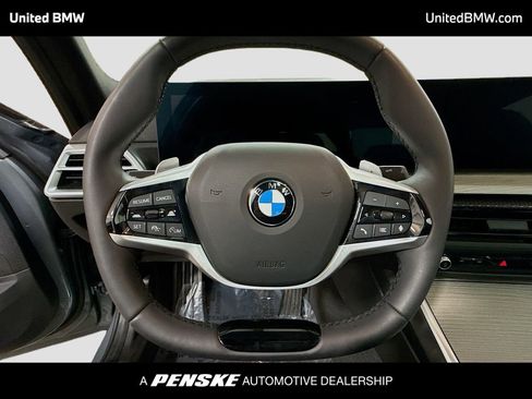 Certified 2025 BMW 330i Sedan image 6