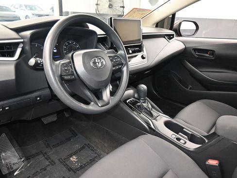 Used 2023 Toyota Corolla Hybrid Sedan image 12