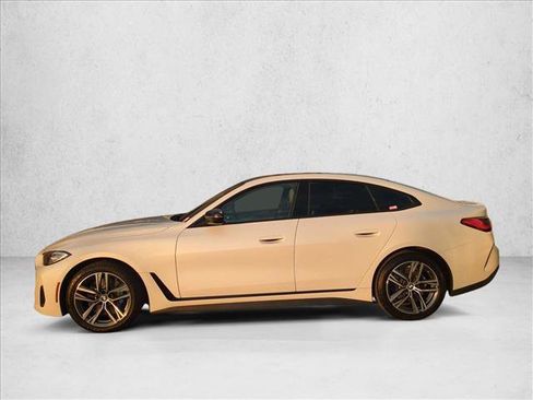 Used 2022 BMW 430i Gran Coupe w/ M Sport Package image 9