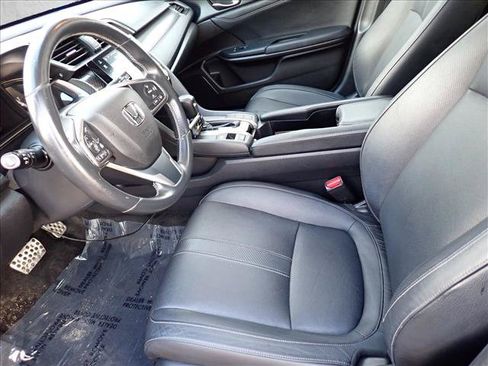 Used 2018 Honda Civic Sport Touring image 9