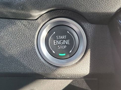 Certified 2025 Chevrolet Traverse LT image 31