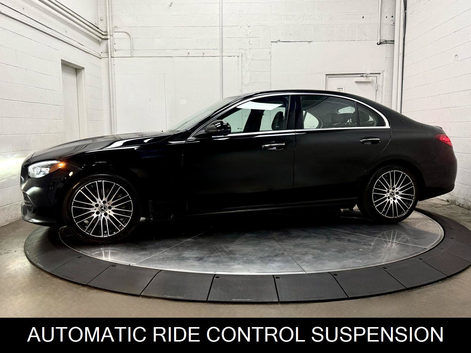 Used 2023 Mercedes-Benz C 300 4MATIC Sedan image 4