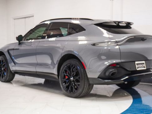 Used 2021 Aston Martin DBX AWD/4WD image 31