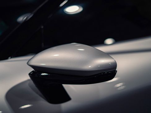 Used 2021 Ferrari SF90 Stradale image 33