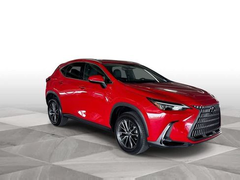 Used 2024 Lexus NX 250 FWD w/ Towing Package (2000 Lbs) image 2