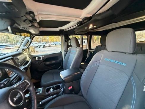 Used 2022 Jeep Wrangler Rubicon w/ Cold Weather Group image 13
