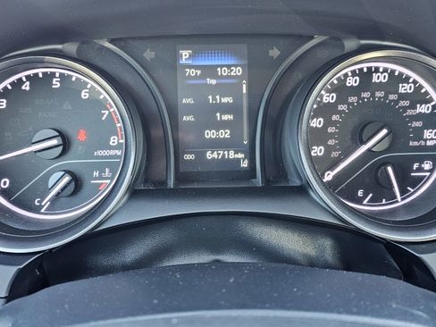 Used 2023 Toyota Camry SE image 17