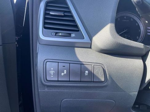 Used 2018 Hyundai Tucson SEL Plus image 16