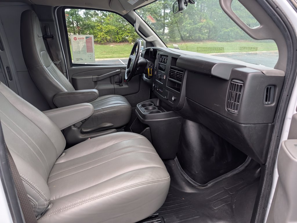 Used 2023 Chevrolet Express 2500 Extended w/ Driver Convenience Package RWD image 6