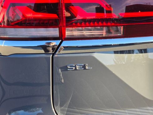 New 2026 Volkswagen Atlas SEL image 14