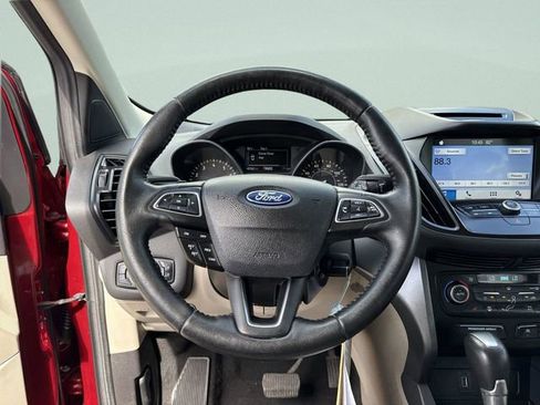 Used 2017 Ford Escape SE w/ SE Leather Comfort Package image 39