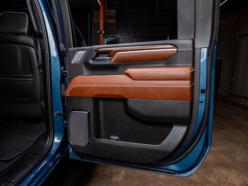 Used 2024 GMC Sierra 2500 Denali Ultimate image 36