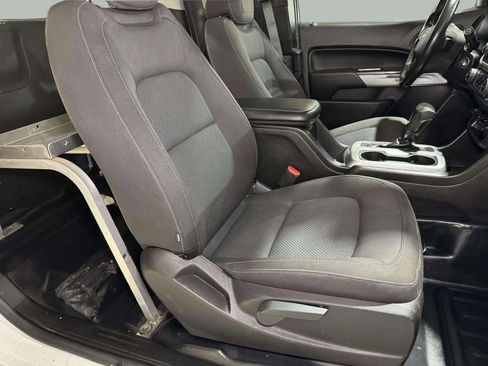 Used 2021 Chevrolet Colorado LT w/ Fleet Safety Package AWD/4WD image 25