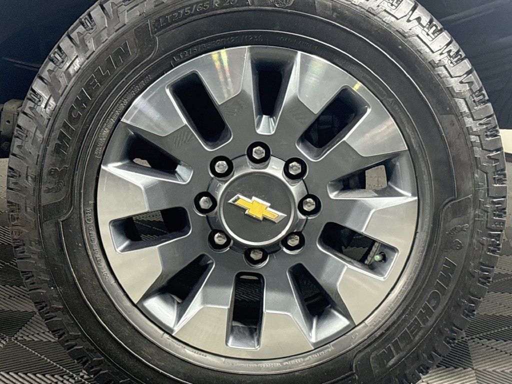Certified 2023 Chevrolet Silverado 3500 LT AWD/4WD image 31