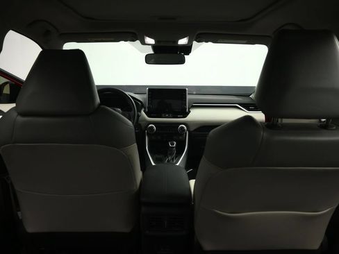 Used 2022 Toyota RAV4 XLE Premium FWD image 55