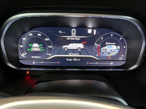 Used 2023 GMC Yukon SLE w/ Gmc Pro Safety Plus Package image 14