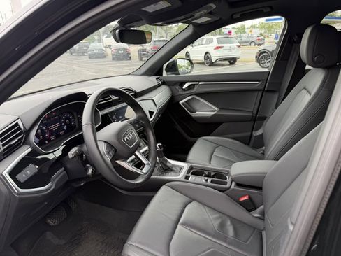 Used 2023 Audi Q3 2.0T Premium Plus w/ Premium Plus Package AWD/4WD image 5