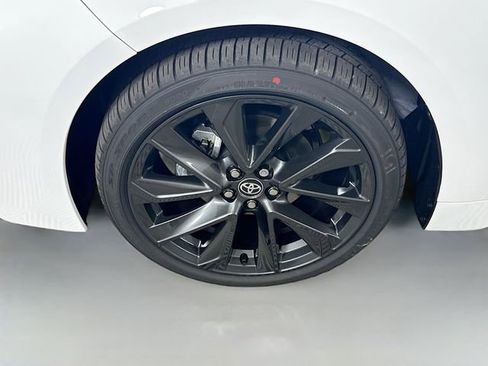 Used 2026 Toyota Corolla SE w/ SE Package image 27