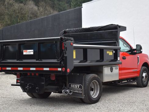Used 2017 Ford F350 XL w/ Power Equipment Group RWD image 61